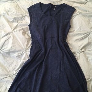 Toad & Co navy dress, size Small